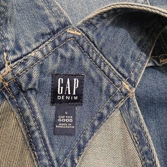 Gap womens small denim overalls blue distressed shortalls jumper - Picture 5 of 6